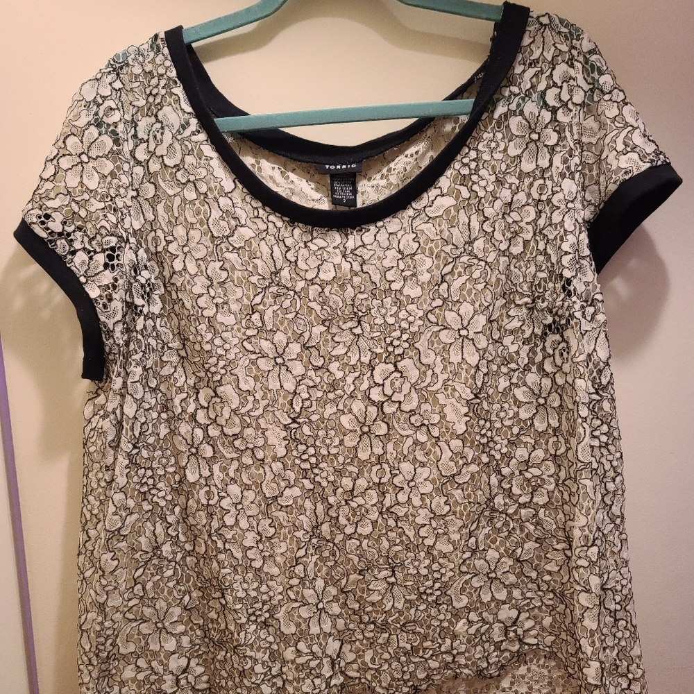 Lace Torrid top